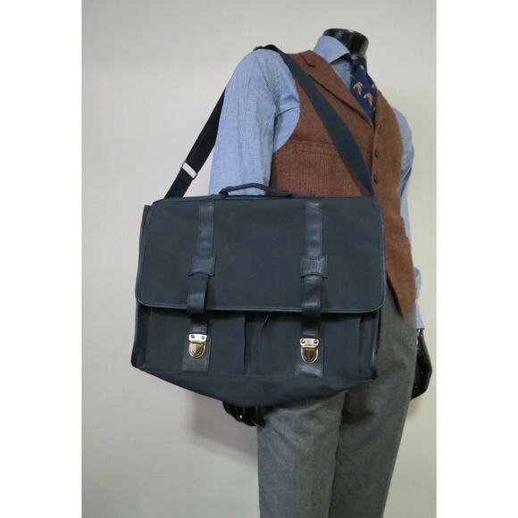 YSL Parfums Messenger Navy/Black Nylon Shoulder Bag Crossbody UNISEX - Picture 13 of 15